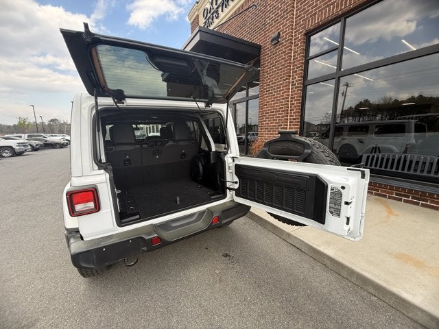 2023 Jeep Wrangler Sahara Altitude