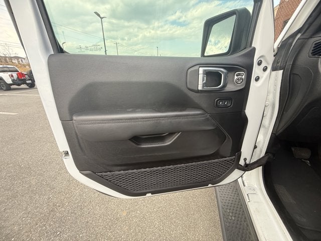 2023 Jeep Wrangler Sahara Altitude