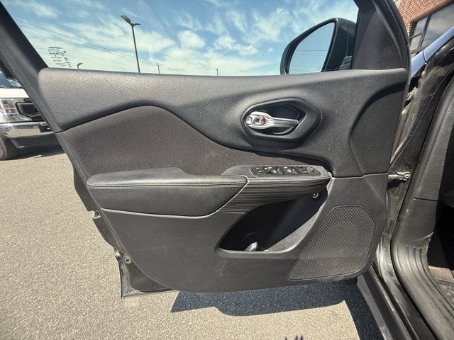 2016 Jeep Cherokee Altitude