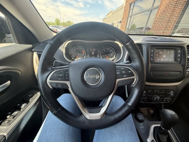 2016 Jeep Cherokee Altitude