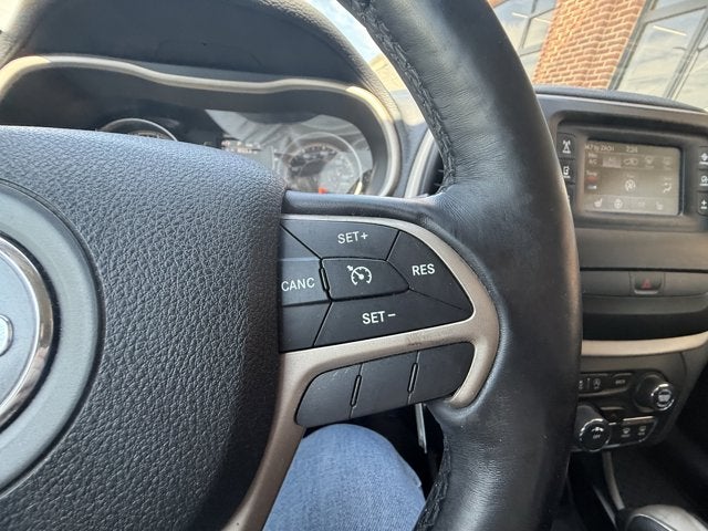 2016 Jeep Cherokee Altitude