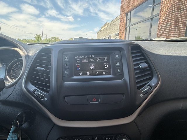 2016 Jeep Cherokee Altitude