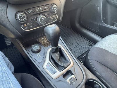 2016 Jeep Cherokee Altitude