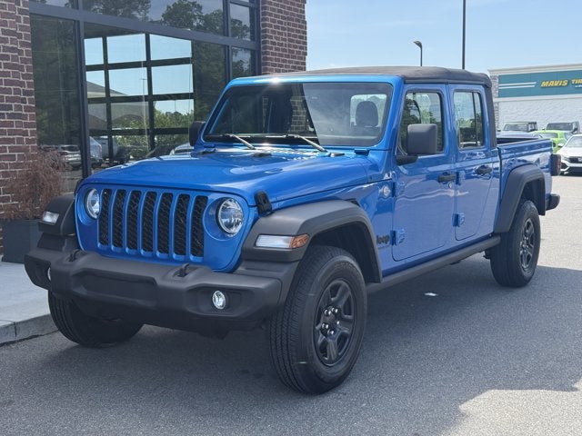 2021 Jeep Gladiator Sport's photo