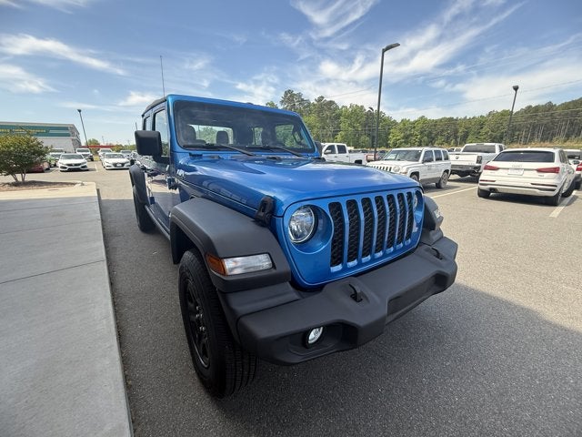 2021 Jeep Gladiator Sport