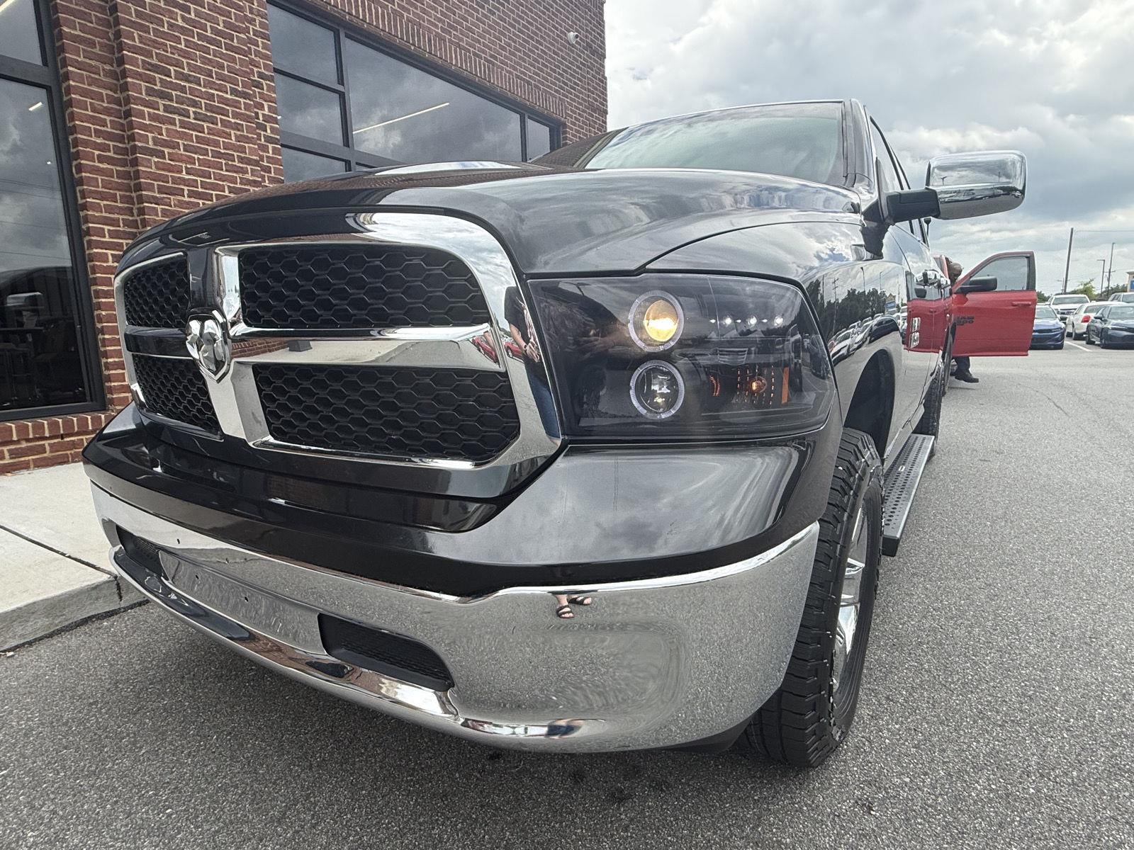 2018 RAM 1500 SLT