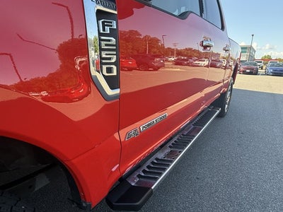 2017 Ford Super Duty F-250 SRW Lariat