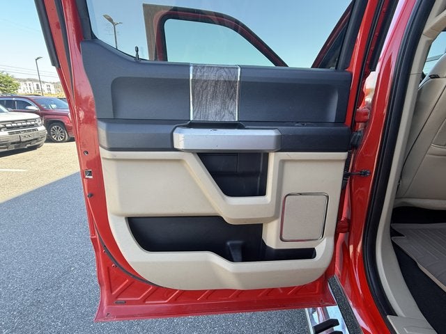 2017 Ford Super Duty F-250 SRW Lariat