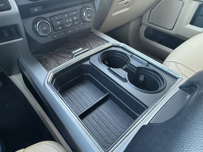 2017 Ford Super Duty F-250 SRW Lariat
