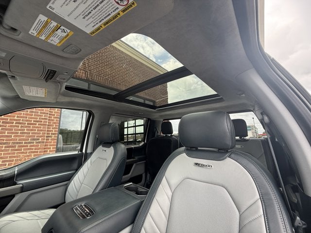 2022 Ford Super Duty F-350 DRW Limited
