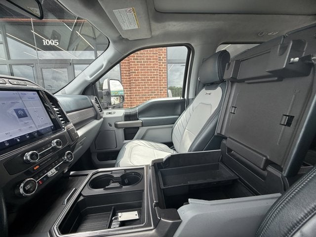 2022 Ford Super Duty F-350 DRW Limited