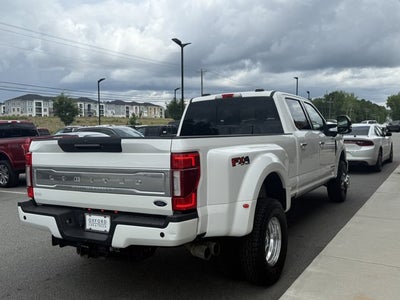 2022 Ford Super Duty F-350 DRW Limited
