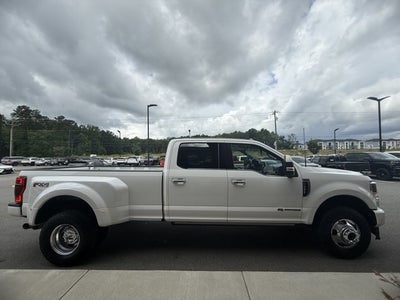 2022 Ford Super Duty F-350 DRW Limited