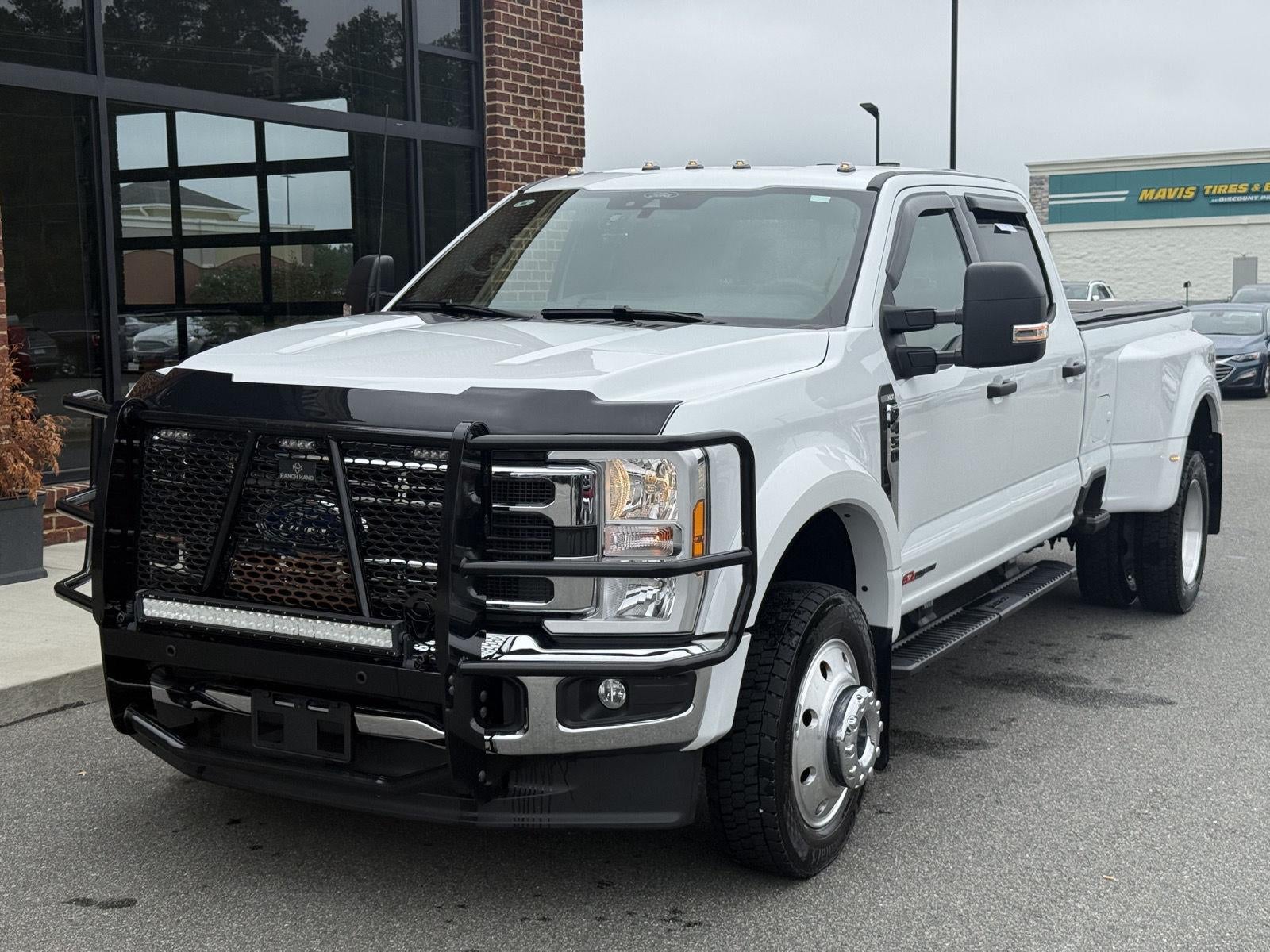 2025 Ford Super Duty F-450 Drw XLT