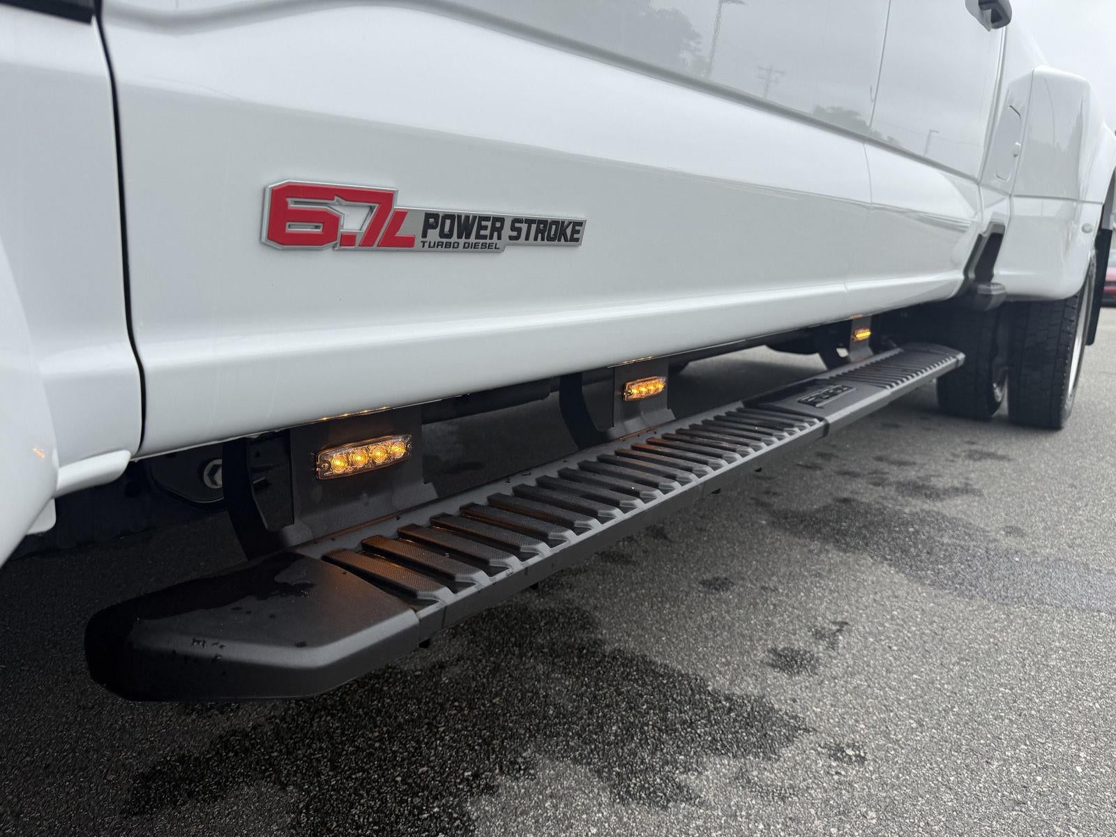 2025 Ford Super Duty F-450 Drw XLT