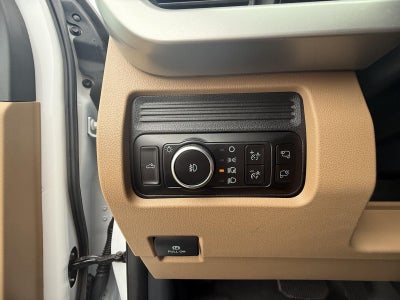 2025 Ford Super Duty F-450 Drw XLT