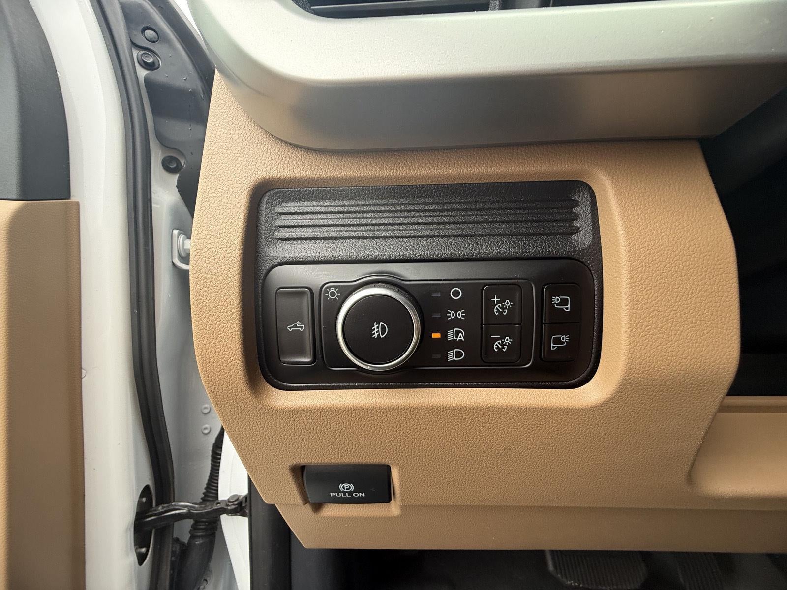 2025 Ford Super Duty F-450 Drw XLT