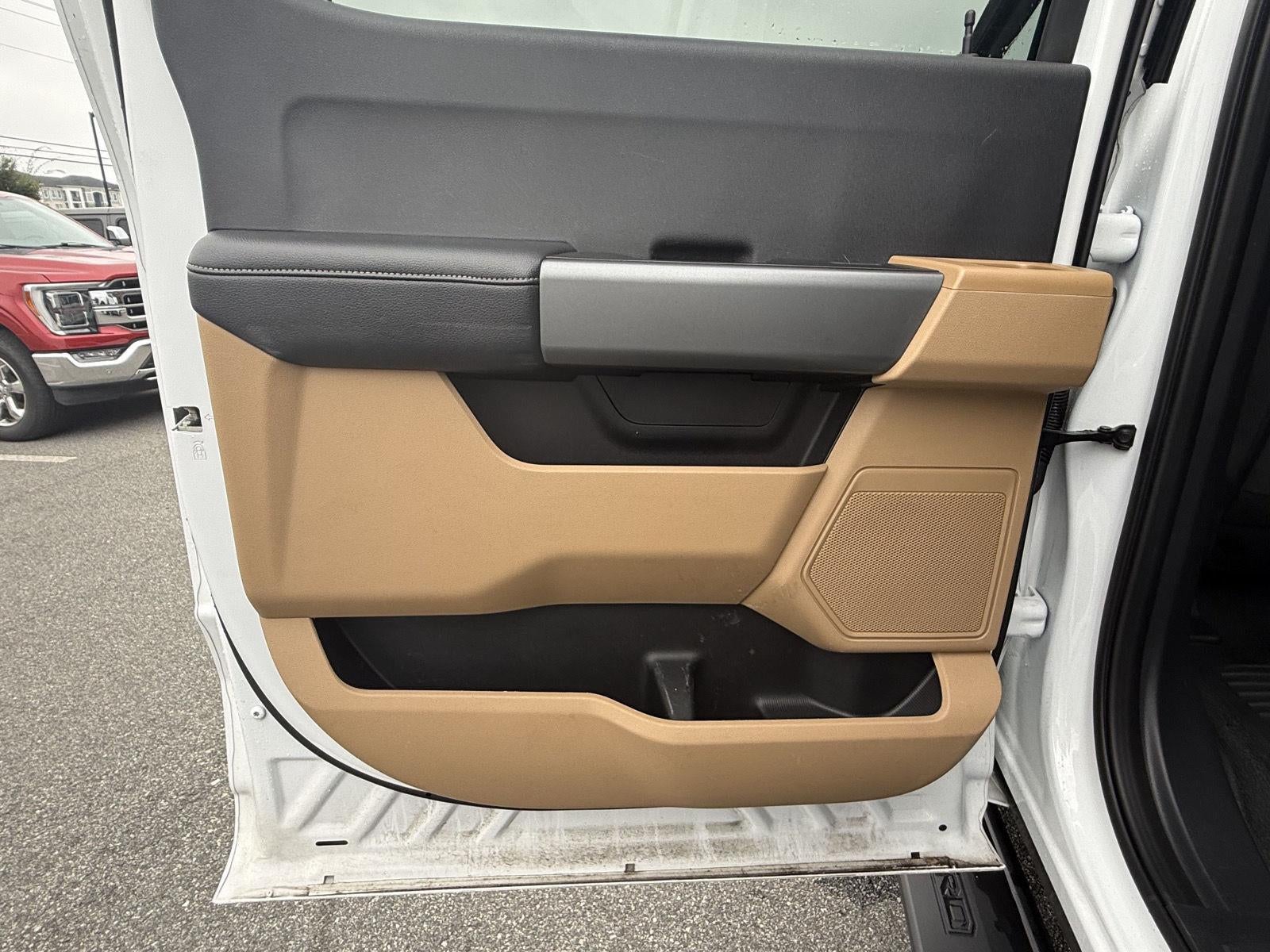 2025 Ford Super Duty F-450 Drw XLT