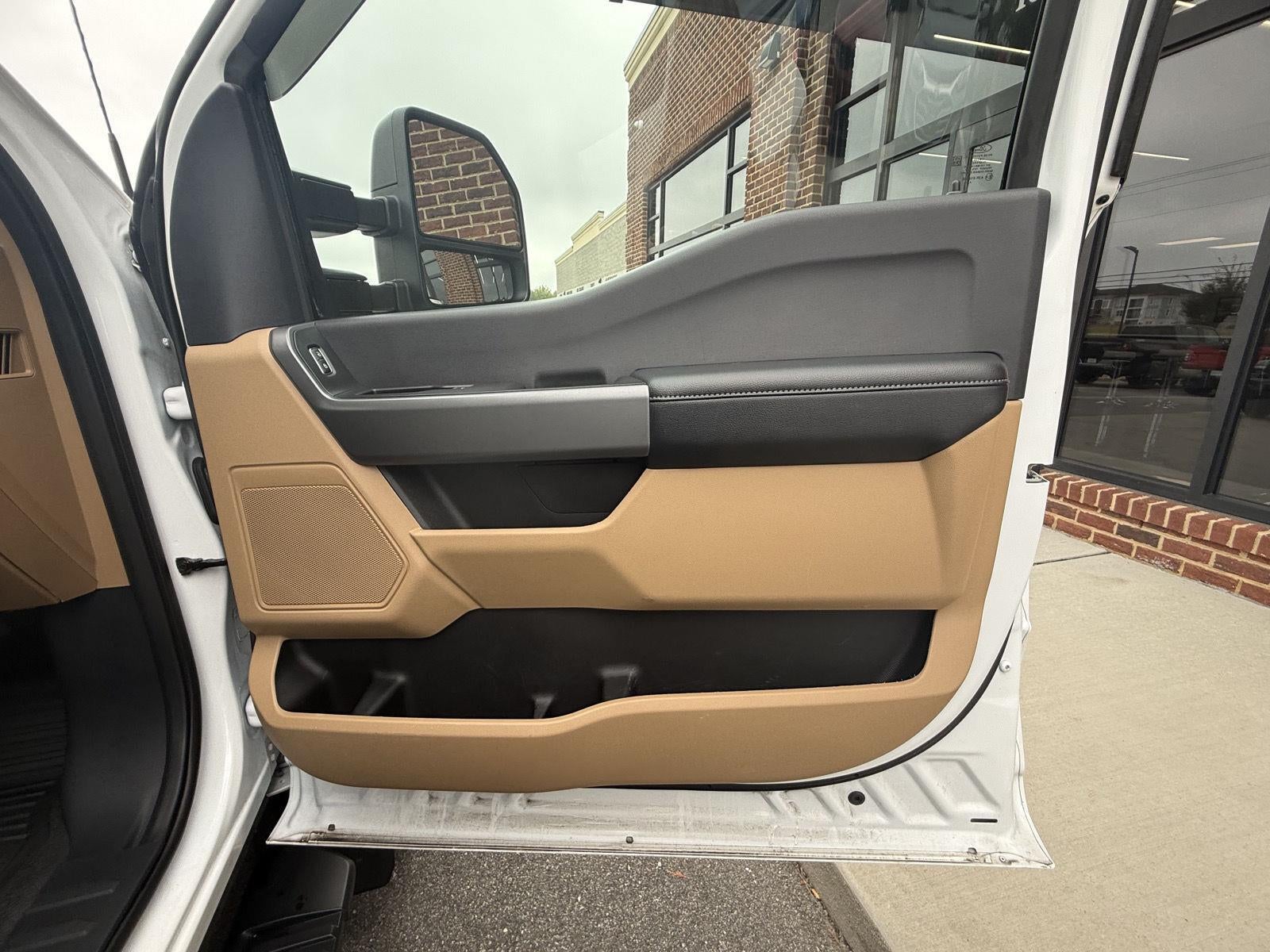 2025 Ford Super Duty F-450 Drw XLT