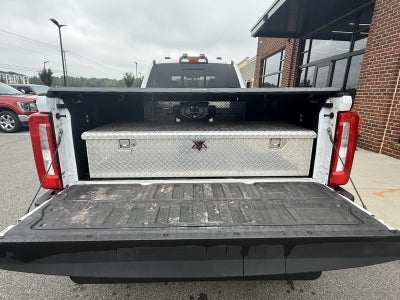 2025 Ford Super Duty F-450 Drw XLT