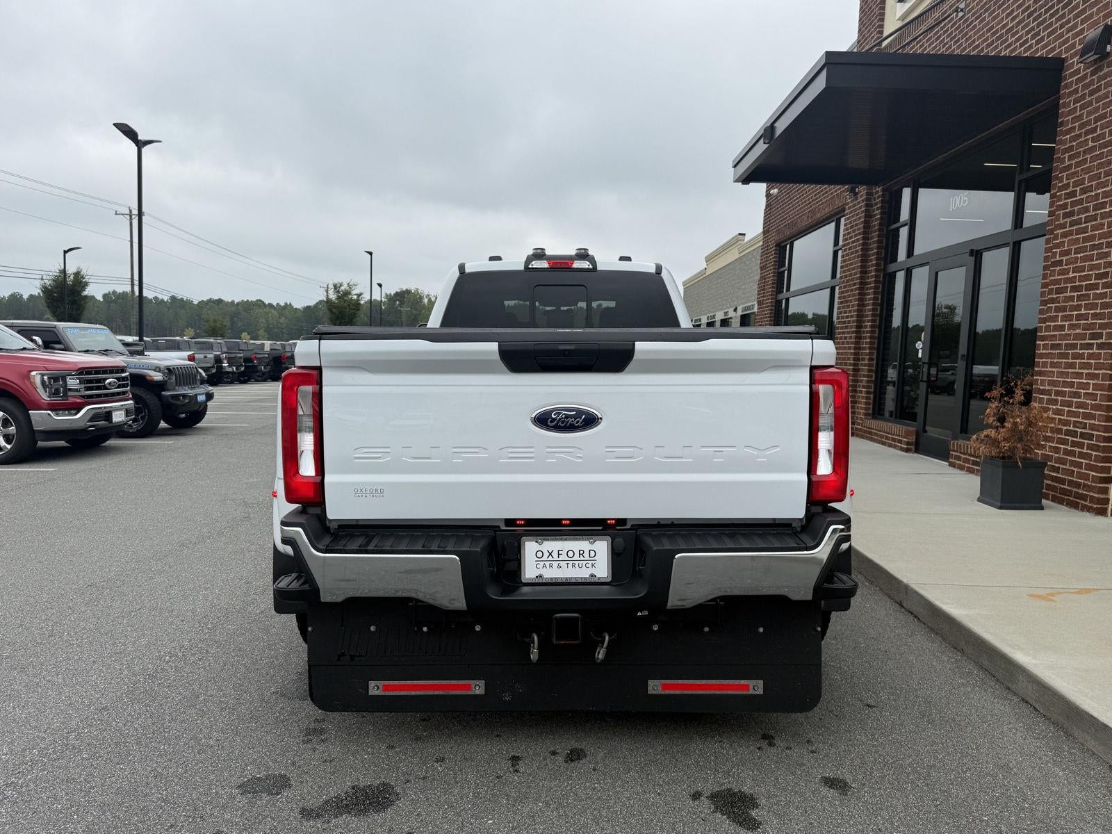 2025 Ford Super Duty F-450 Drw XLT