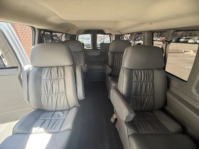 2014 Chevrolet Express Passenger LT