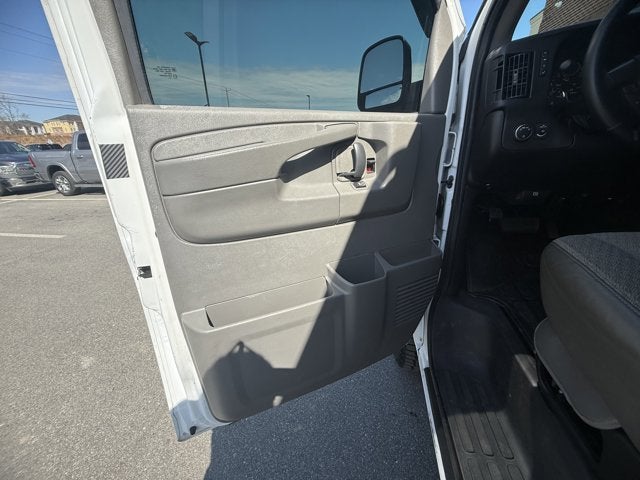 2014 Chevrolet Express Passenger LT