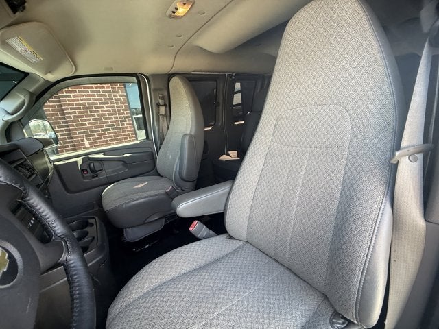 2014 Chevrolet Express Passenger LT