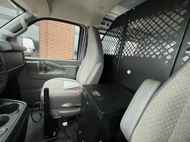 2017 Chevrolet Express Cargo Van RWD 2500 135"