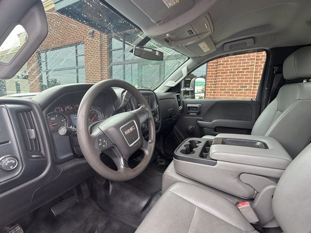 2017 GMC Sierra 3500HD 2WD Reg Cab 162" WB, 83.58" CA