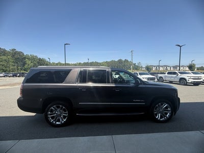2017 GMC Yukon XL SLT