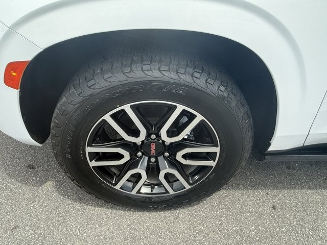 2022 GMC Yukon AT4