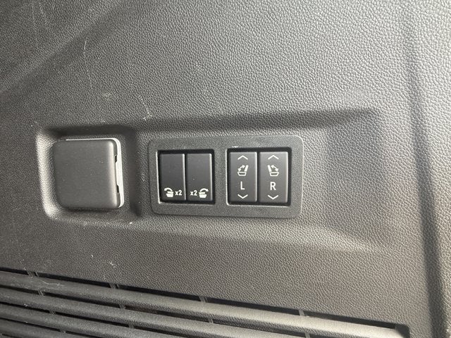 2022 GMC Yukon AT4