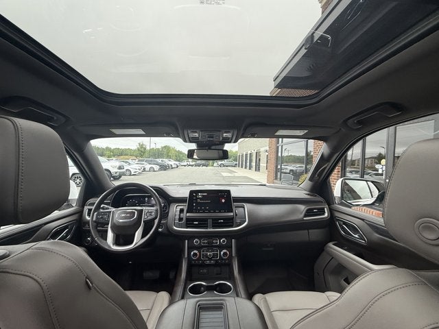2023 GMC Yukon XL SLT