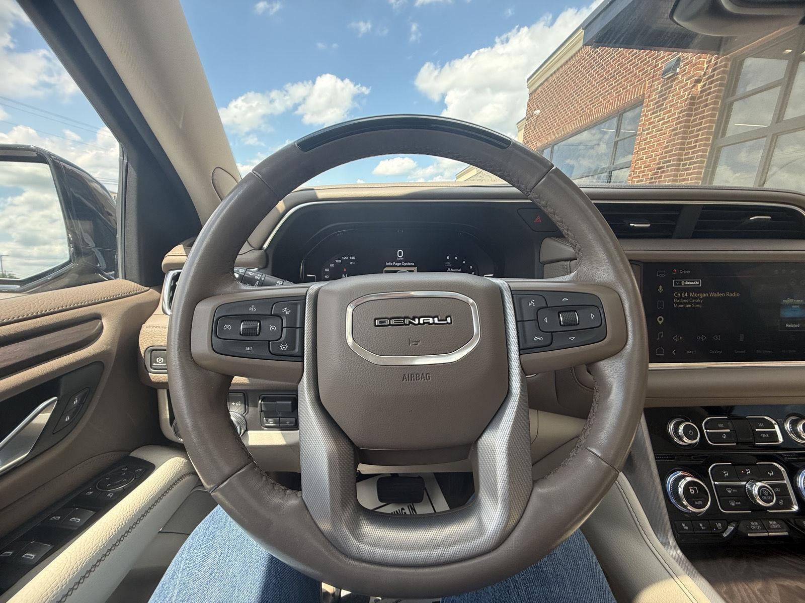 2023 GMC Yukon XL Denali