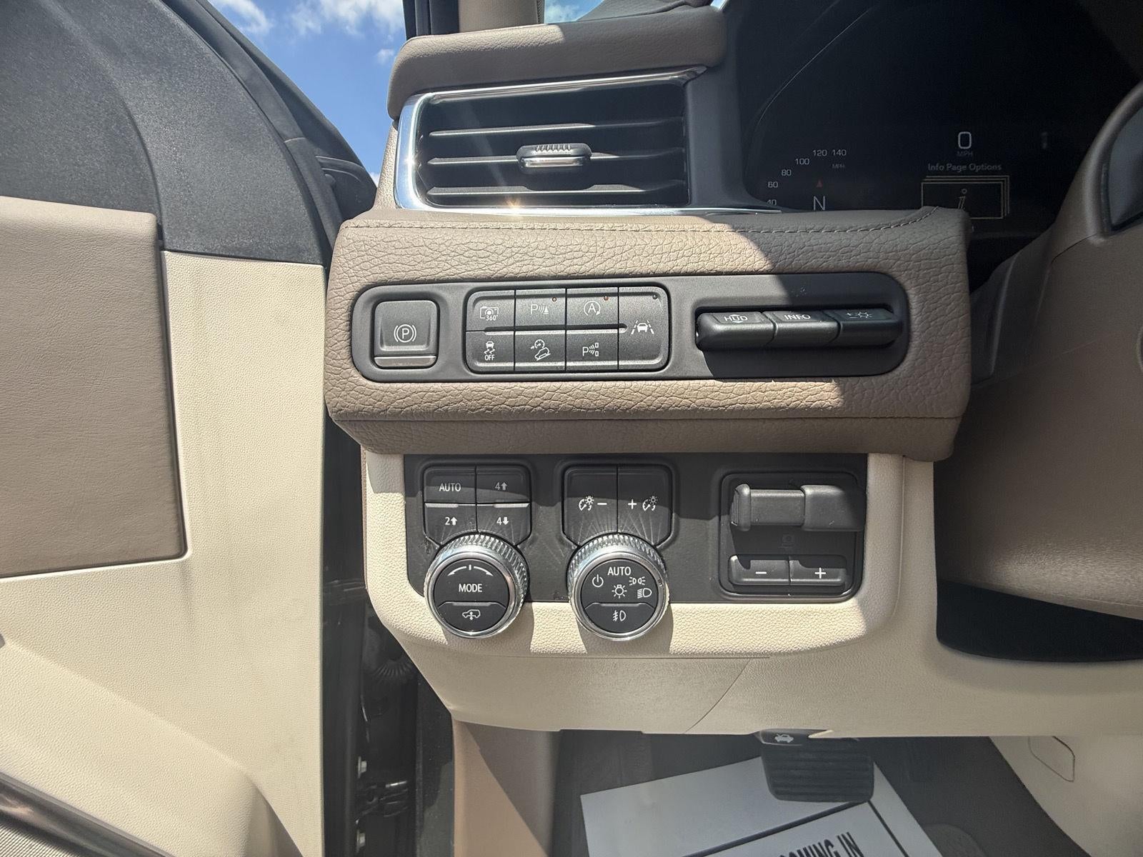 2023 GMC Yukon XL Denali