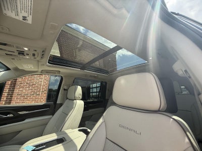 2023 GMC Yukon XL Denali