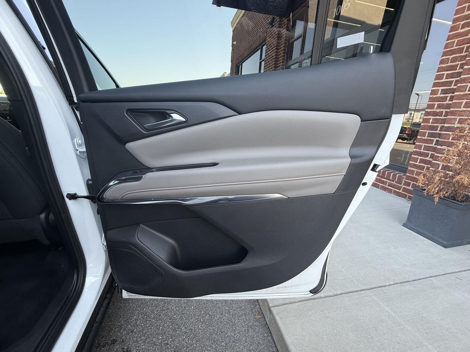 2026 Chevrolet Traverse FWD LT