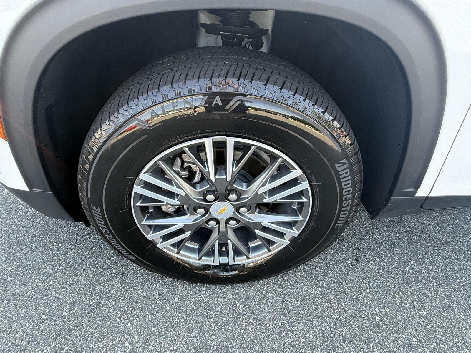 2026 Chevrolet Traverse FWD LT