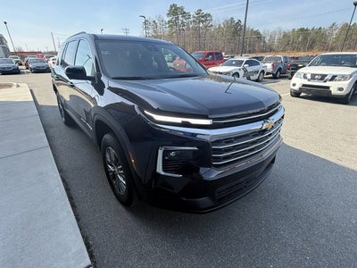 2025 Chevrolet Traverse FWD LT