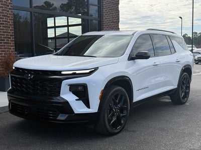 2025 Chevrolet Traverse FWD RS