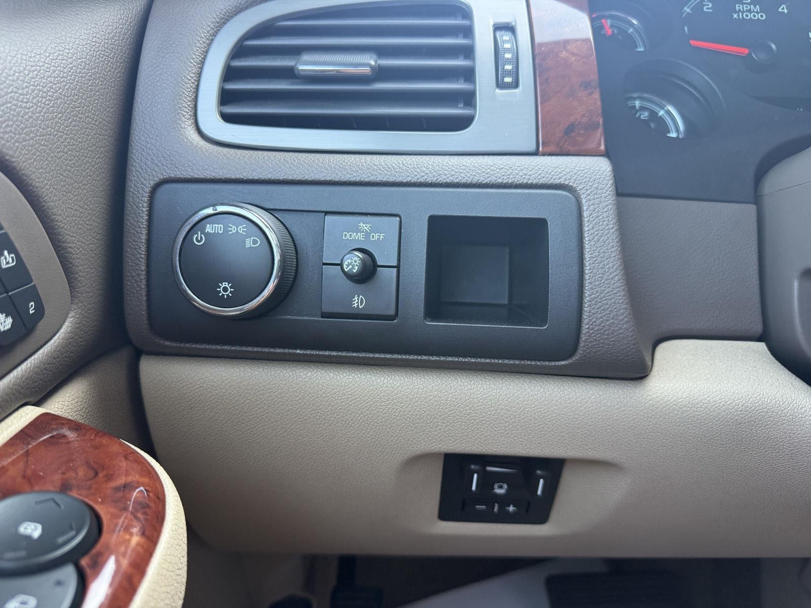 2014 Chevrolet Suburban LTZ