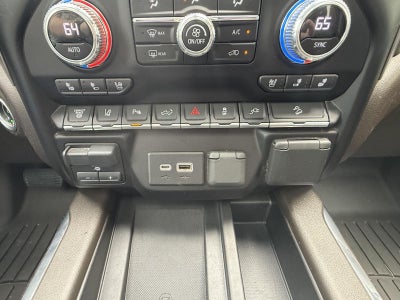2023 GMC Sierra 2500HD Denali