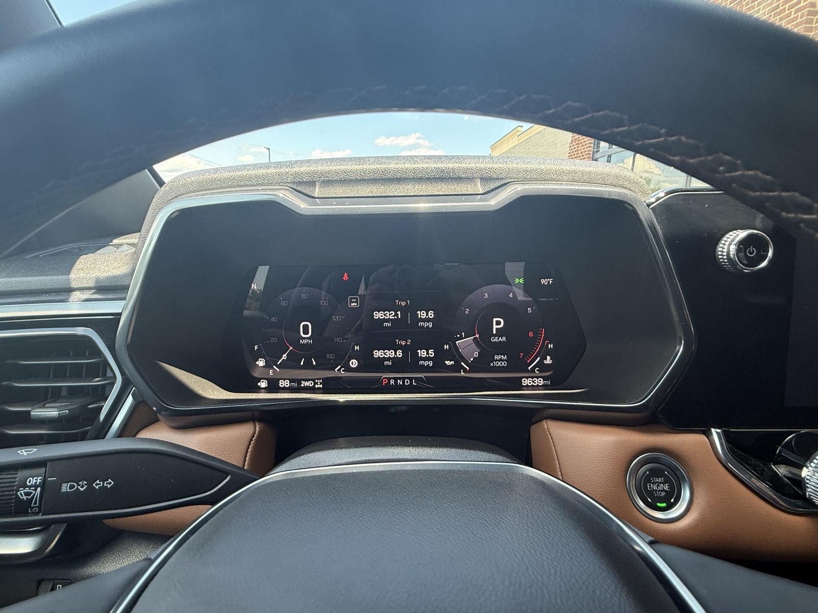 2025 GMC Canyon 4WD AT4