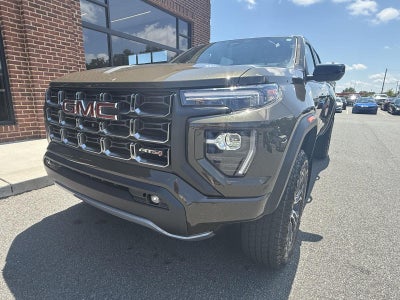 2025 GMC Canyon 4WD AT4