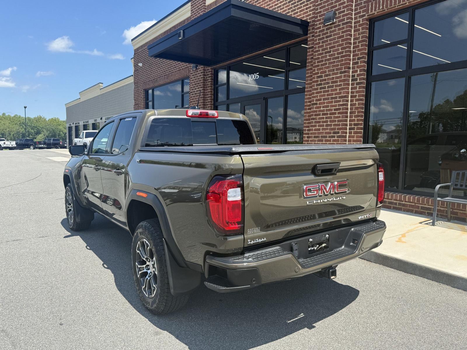 2025 GMC Canyon 4WD AT4