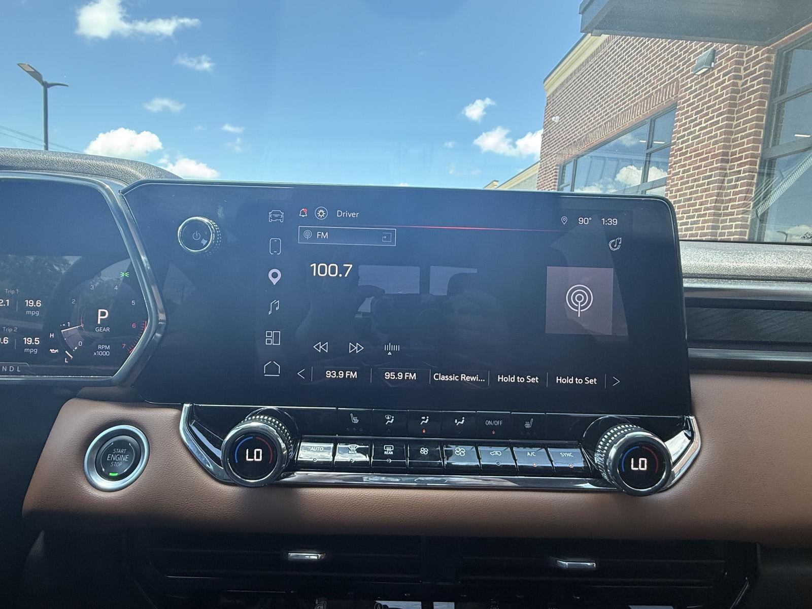 2025 GMC Canyon 4WD AT4