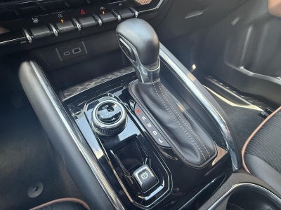 2025 GMC Canyon 4WD AT4