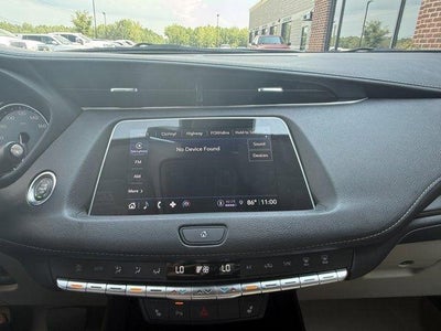 2022 Cadillac XT4 FWD Luxury