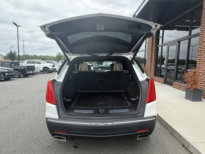 2017 Cadillac XT5 Luxury FWD